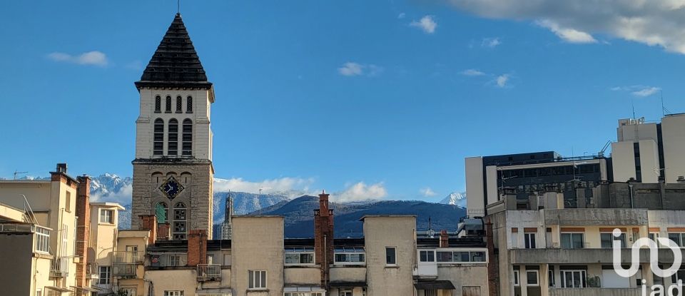 Apartment 4 rooms of 91 m² in Grenoble (38000)