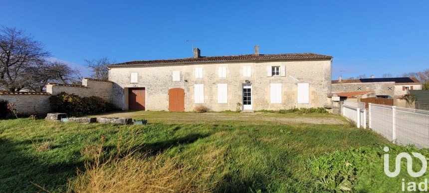 Country house 3 rooms of 110 m² in Mazeray (17400)