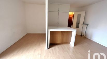 Studio 1 room of 30 m² in Bois-Colombes (92270)