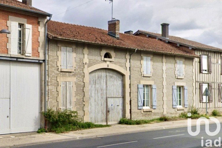 Village house 7 rooms of 162 m² in Heiltz-le-Maurupt (51340)