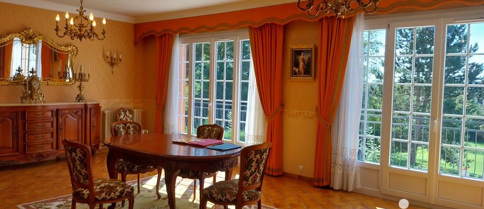 Traditional house 8 rooms of 177 m² in Thorigny-sur-Marne (77400)