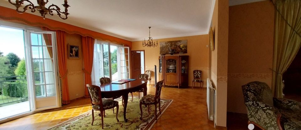 Traditional house 8 rooms of 177 m² in Thorigny-sur-Marne (77400)