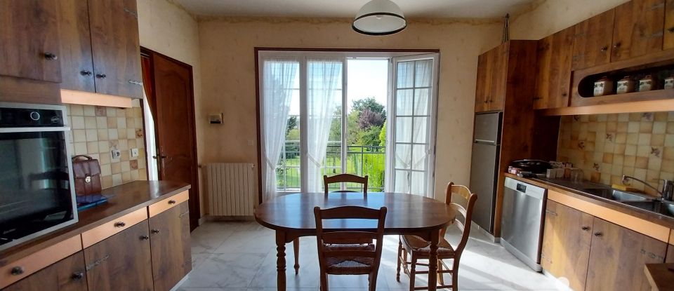 Traditional house 8 rooms of 177 m² in Thorigny-sur-Marne (77400)