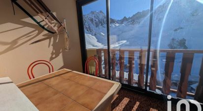 Studio 1 room of 30 m² in LA MONGIE (65200)