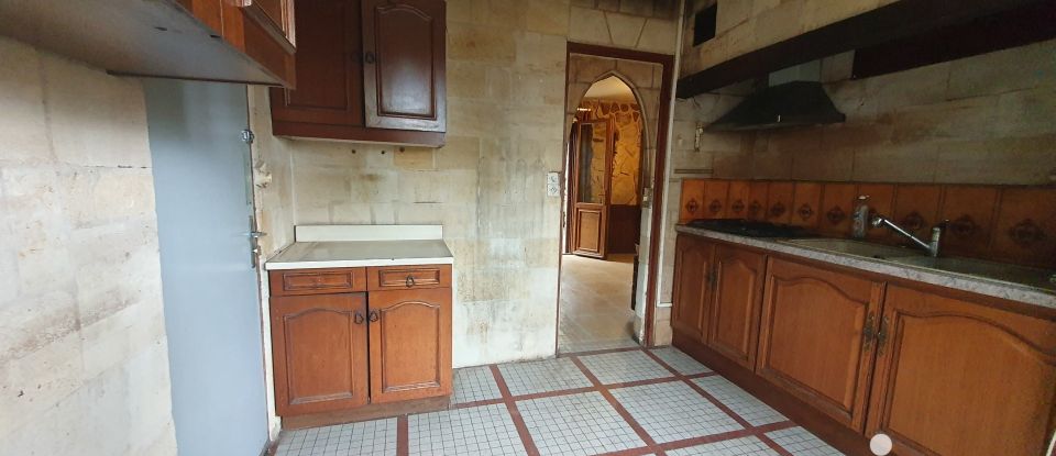 Traditional house 5 rooms of 85 m² in Libourne (33500)