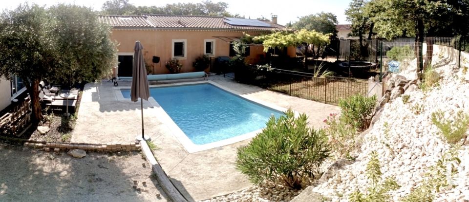 Traditional house 6 rooms of 149 m² in Donzère (26290)