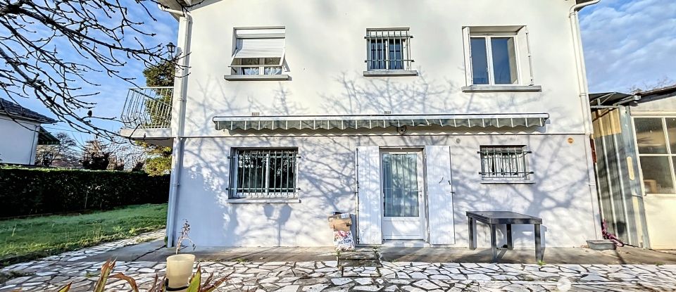 Maison 5 pièces de 157 m² à Colayrac-Saint-Cirq (47450)