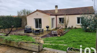 Maison traditionnelle 5 pièces de 100 m² à Réaumur (85700)