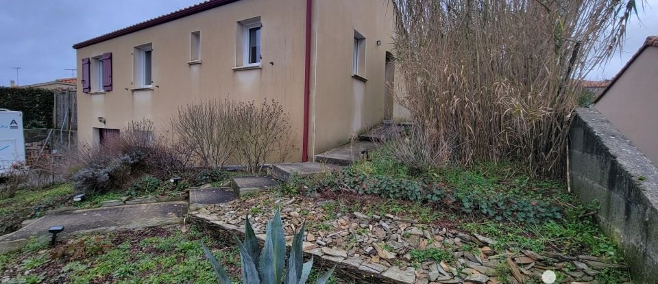 Maison traditionnelle 5 pièces de 100 m² à Réaumur (85700)