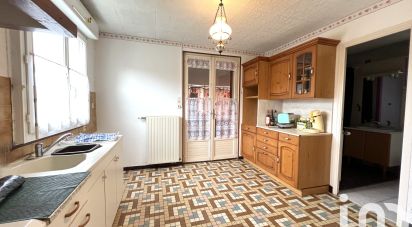 Country house 3 rooms of 62 m² in Voutré (53600)