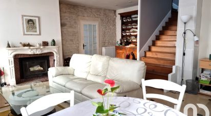 Townhouse 6 rooms of 199 m² in Jarnac (16200)