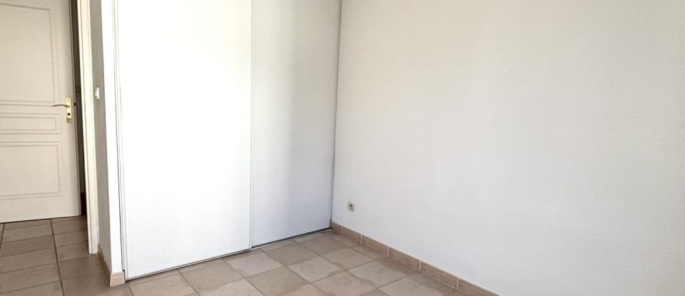 Apartment 3 rooms of 53 m² in Toulon (83000)