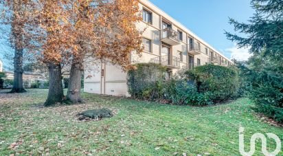 Apartment 3 rooms of 61 m² in Livry-Gargan (93190)