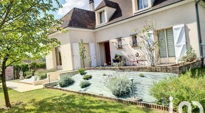 House 6 rooms of 180 m² in Fontenay-lès-Briis (91640)