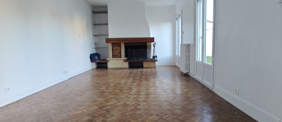 Maison 4 pièces de 81 m² à Lourdes (65100)