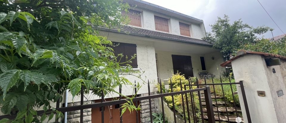 House 5 rooms of 110 m² in Saint-Maur-des-Fossés (94100)