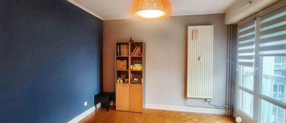 Apartment 5 rooms of 105 m² in Saint-Étienne (42100)