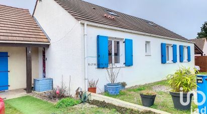 Maison traditionnelle 6 pièces de 125 m² à Nogent-le-Roi (28210)