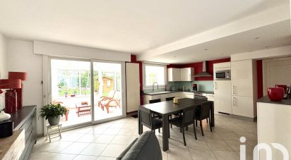 Maison 6 pièces de 130 m² à Bousbecque (59166)