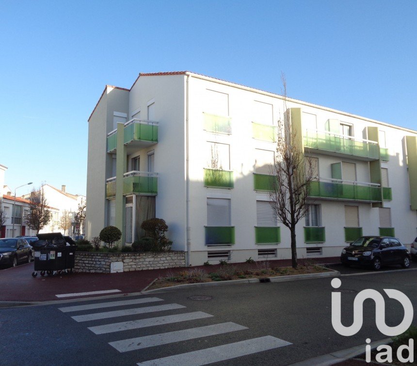 Apartment 3 rooms of 73 m² in Royan (17200)