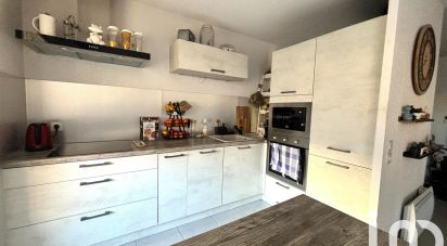 Apartment 2 rooms of 54 m² in Saint-Raphaël (83700)