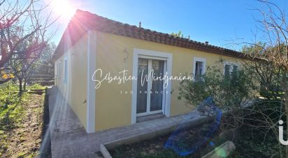 Traditional house 10 rooms of 232 m² in Cuers (83390)