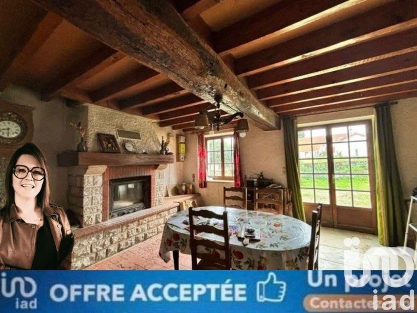 Country house 4 rooms of 78 m² in Saint-Parize-le-Châtel (58490)