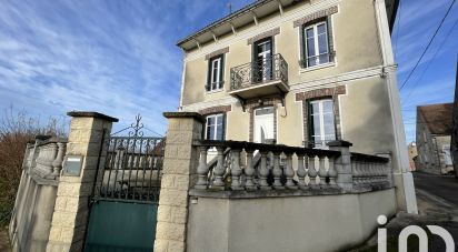 Town house 5 rooms of 108 m² in Maligny (89800)