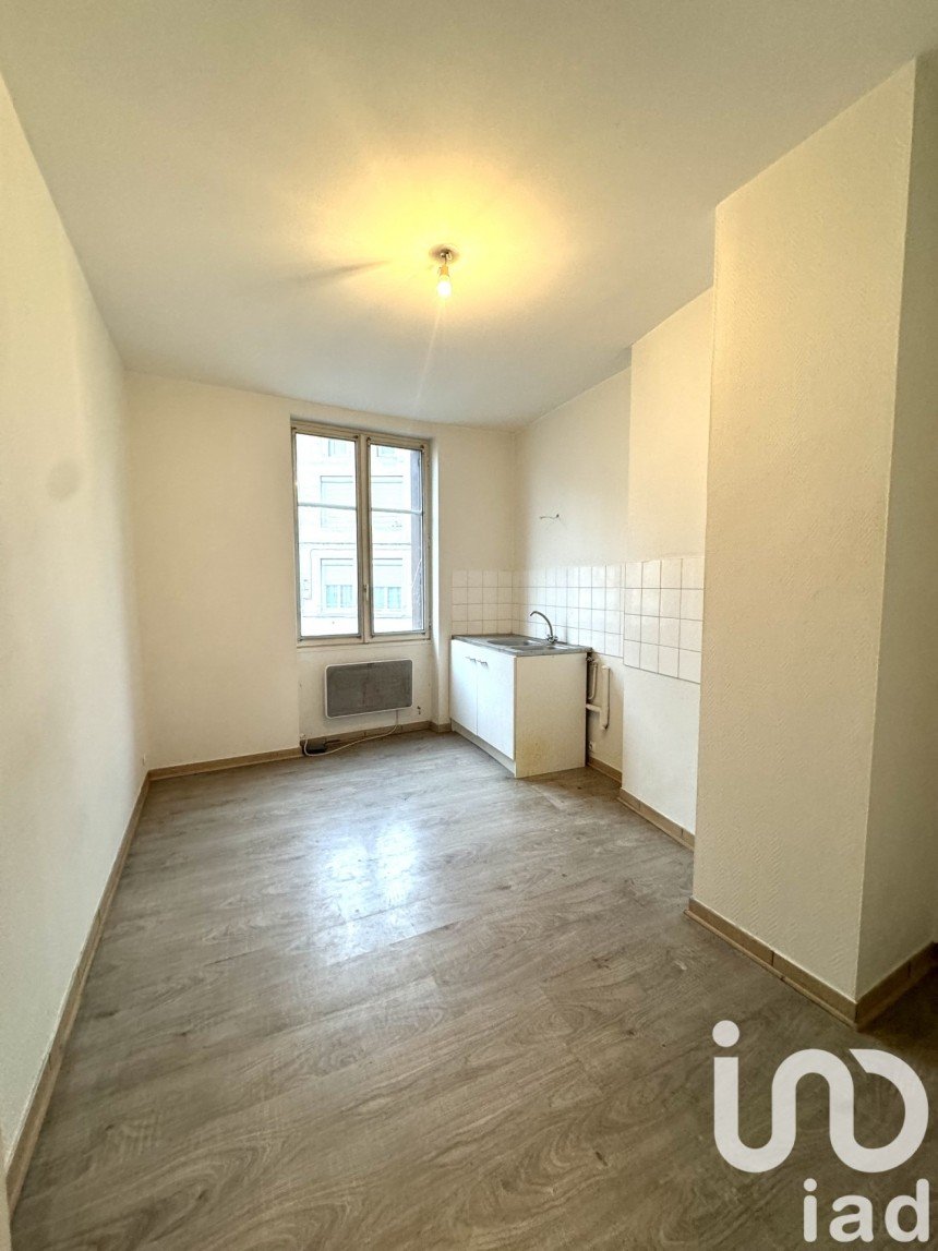 Apartment 2 rooms of 42 m² in Saint-Étienne (42000)