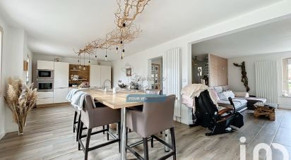 Maison 6 pièces de 138 m² à Noiseau (94880)