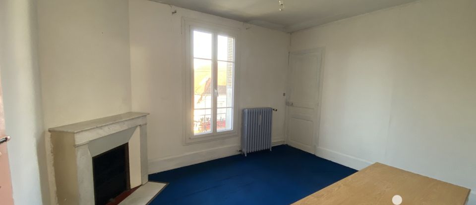 Town house 6 rooms of 124 m² in Noyon (60400)