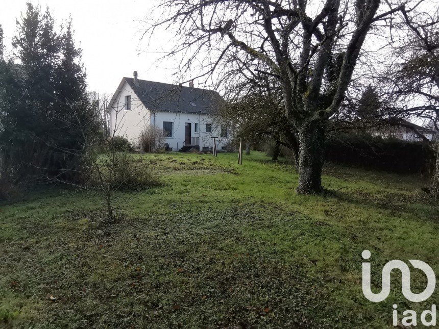 House 4 rooms of 88 m² in Aigurande (36140)