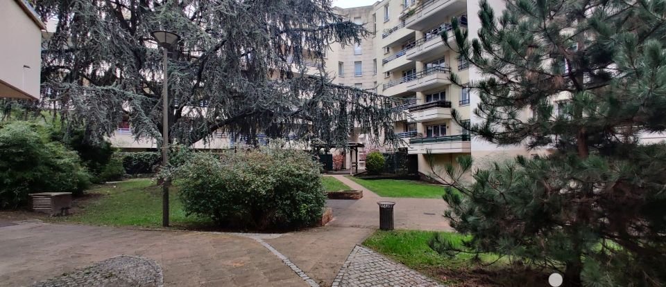 Apartment 2 rooms of 57 m² in Rosny-sous-Bois (93110)