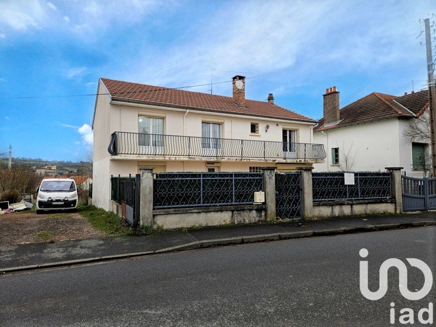 Maison traditionnelle 6 pièces de 129 m² à Saint-Éloy-les-Mines (63700)