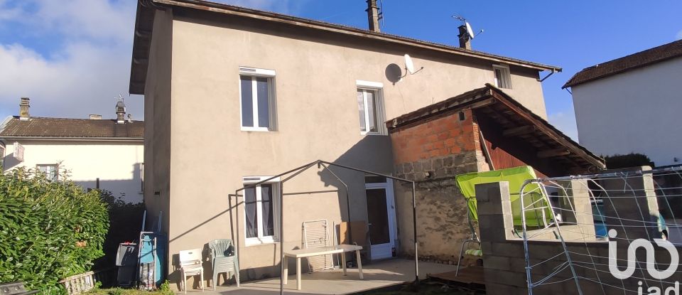 Village house 5 rooms of 142 m² in Colombe (38690)