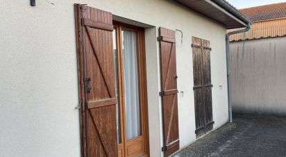 Traditional house 5 rooms of 148 m² in Jarnac-Champagne (17520)