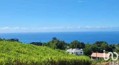 Land of 610 m² in Saint-Joseph (97480)