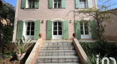 Traditional house 5 rooms of 120 m² in Nîmes (30900)