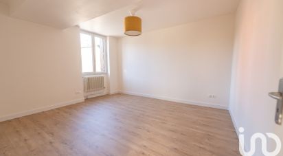 Appartement 2 pièces de 46 m² à Rive-de-Gier (42800)