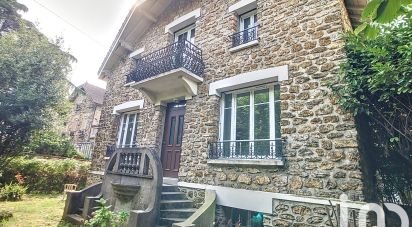 Maison traditionnelle 6 pièces de 135 m² à Villeneuve-le-Roi (94290)