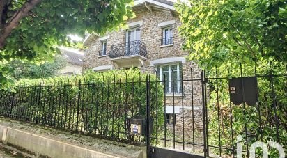 Maison traditionnelle 6 pièces de 135 m² à Villeneuve-le-Roi (94290)