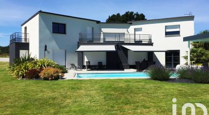 Architect house 6 rooms of 240 m² in Sainte-Marie (35600)