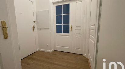 Apartment 2 rooms of 49 m² in Saint-Denis (93210)