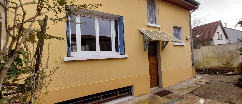 House 5 rooms of 90 m² in Chelles (77500)