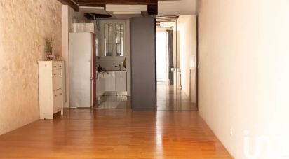 Studio 1 room of 40 m² in Paris (75004)