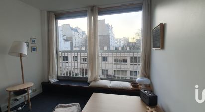 Appartement 1 pièce de 28 m² à Paris (75015)