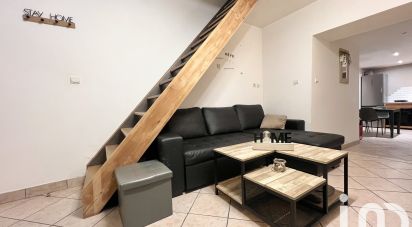 Town house 5 rooms of 65 m² in Saint-Omer (62500)