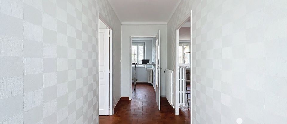 Maison 6 pièces de 115 m² à Aguessac (12520)