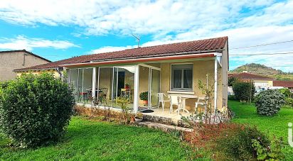 House 3 rooms of 64 m² in Saint-Céré (46400)