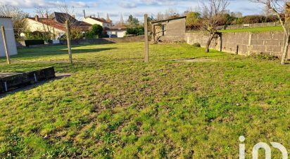 Terrain de 716 m² à Les Herbiers (85500)